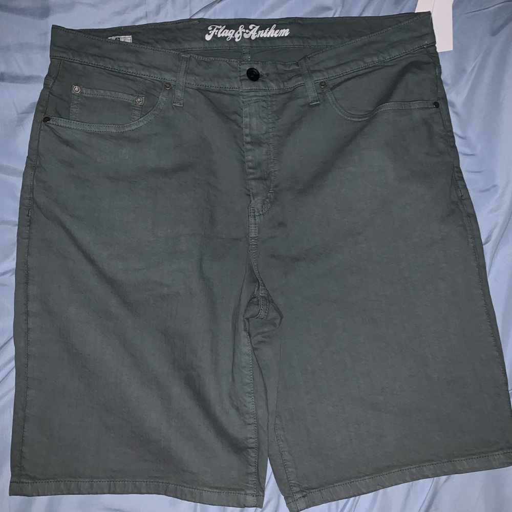Cargo Shorts – Sage Color (38)
